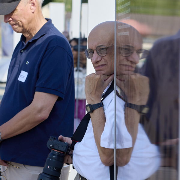 George Steinmetz & Phil Mistry (Petapixel)