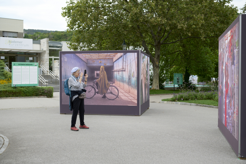 In der Ausstellung von Fatimah Hossaini