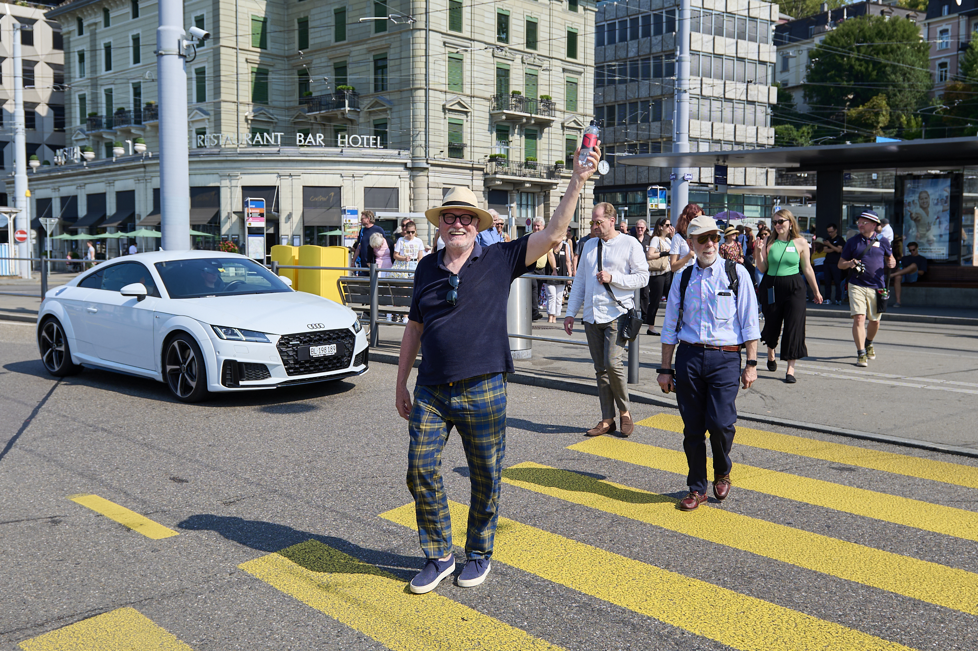 Die Eröffnung des OYE Festivals