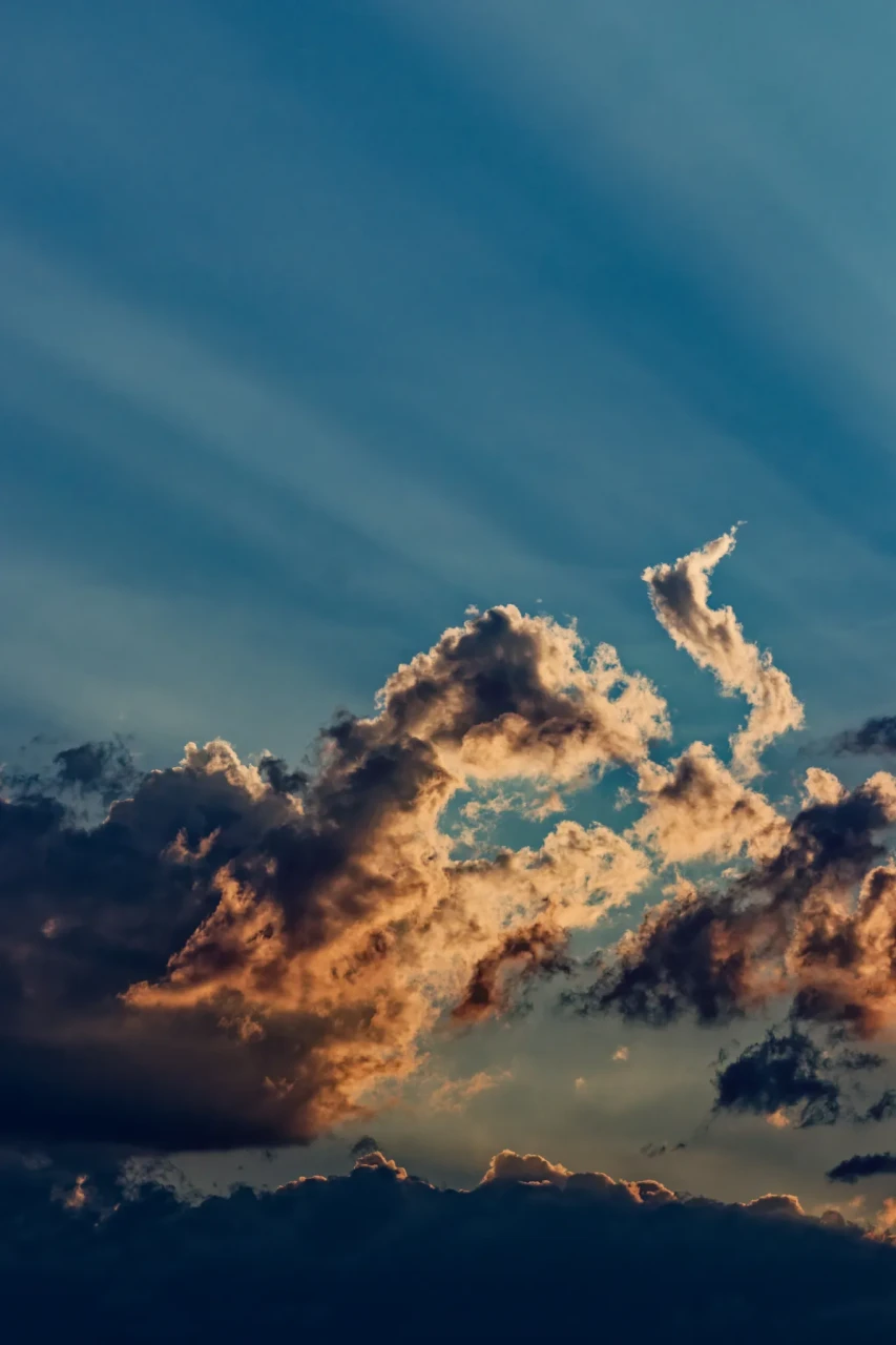 fpc490 4Wochen StephanBauer Wolkenformation und Sonnenstrahlen