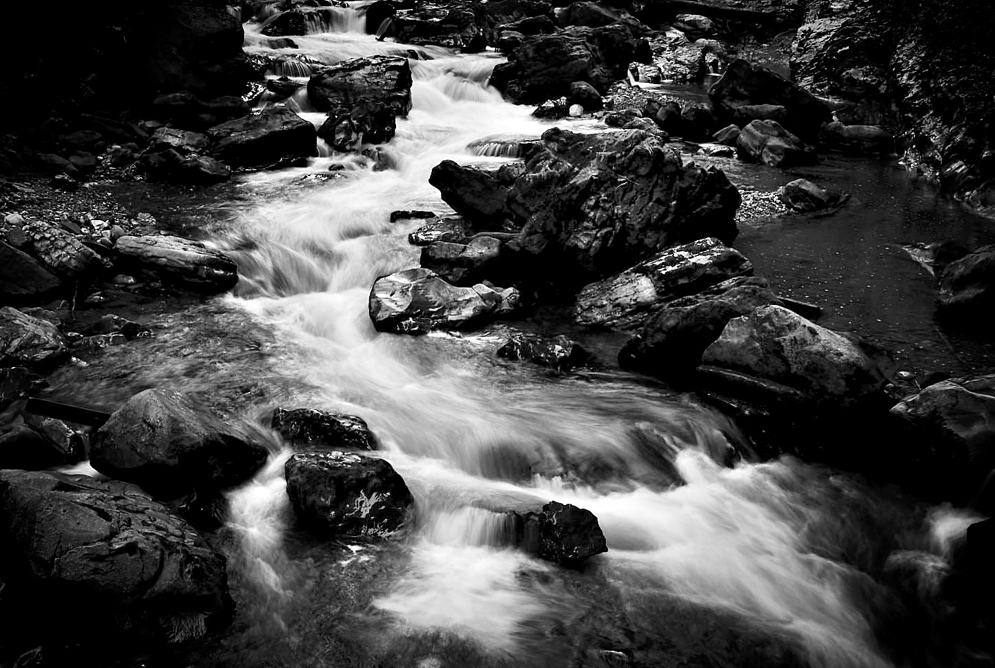 BDM0225 11 BreitachklammOberstdorfBeiNacht Radiant