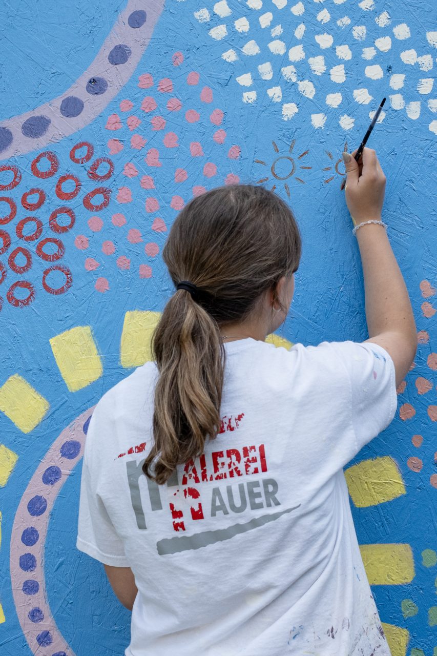 FPC457 - Meeting Bobbi Lockyer at La Gacilly Baden Photo 2025 (ENG) 15 Fotopodcast blockyer malschule baden25 440